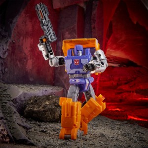 Hasbro Transformers Generations War for Cybertron: Kingdom Deluxe WFC-K16 Huffer Action Figure Special Sale